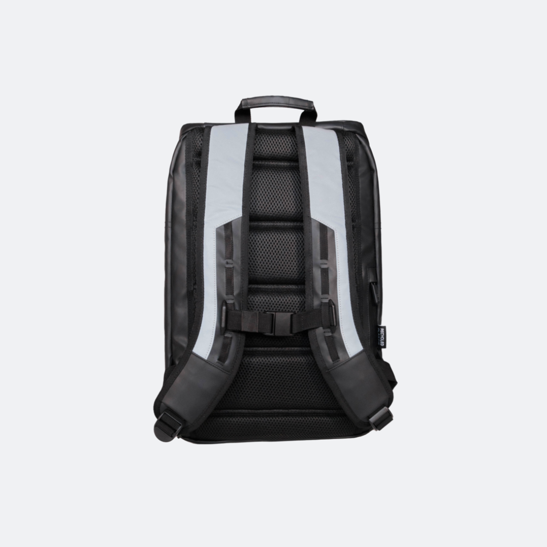 Schwarzer Rucksack mit reflektierenden Trägern und gepolsterter Rückenseite