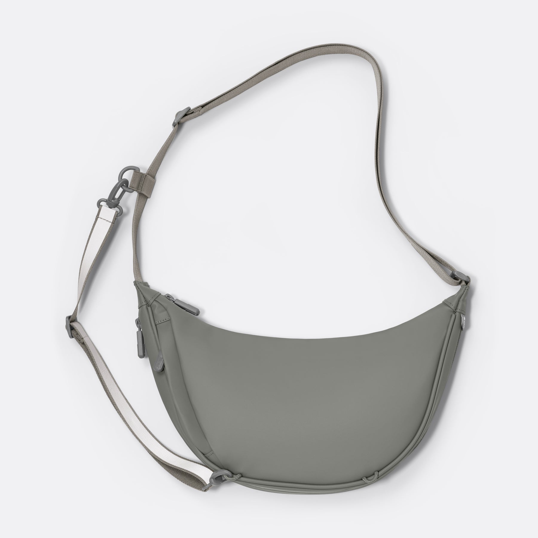 Salbei-farbene Halfmoon-Tasche mit verstellbarem Schultergurt