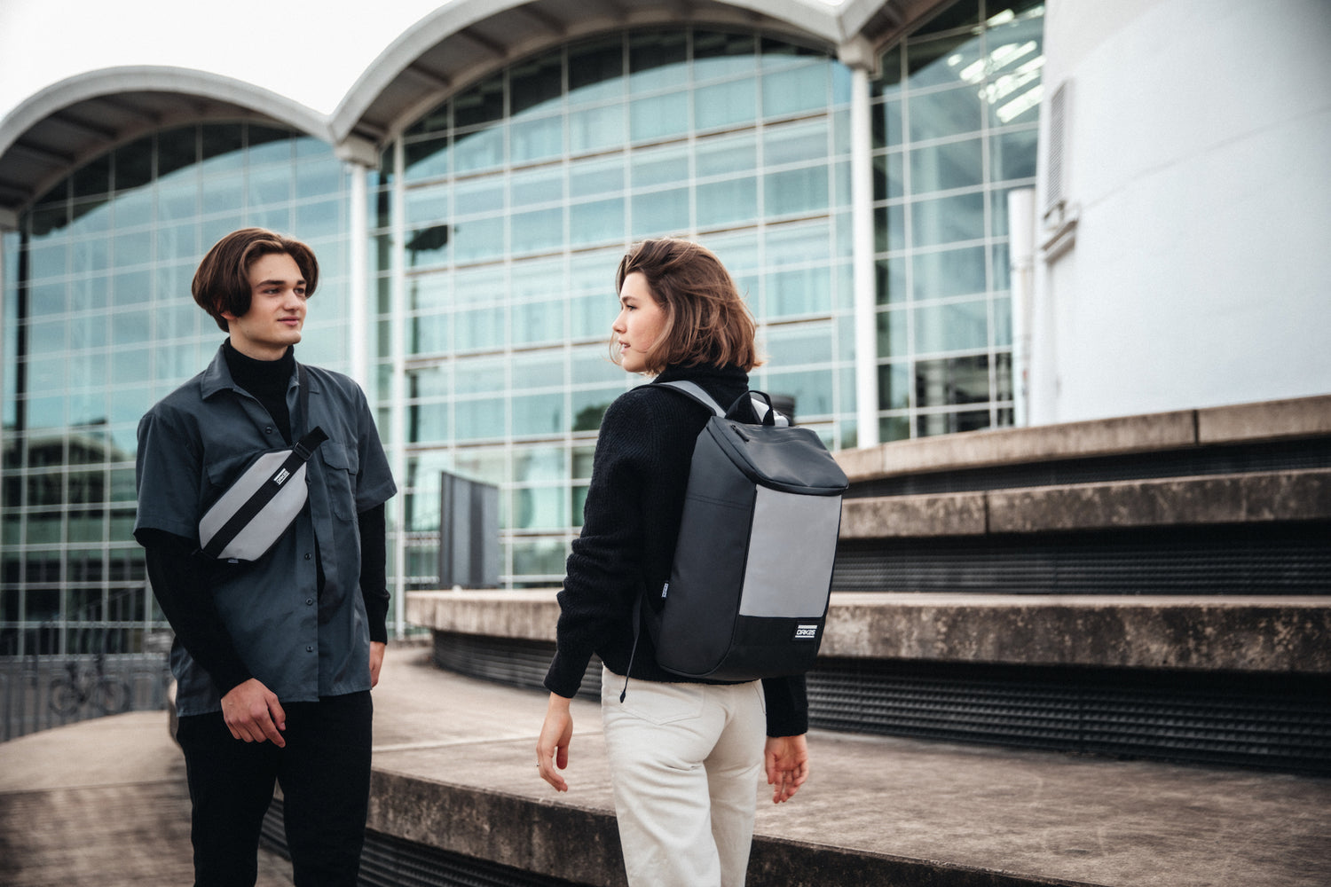 Daybag & Carryall Sling Black Week Angebote | OAK25