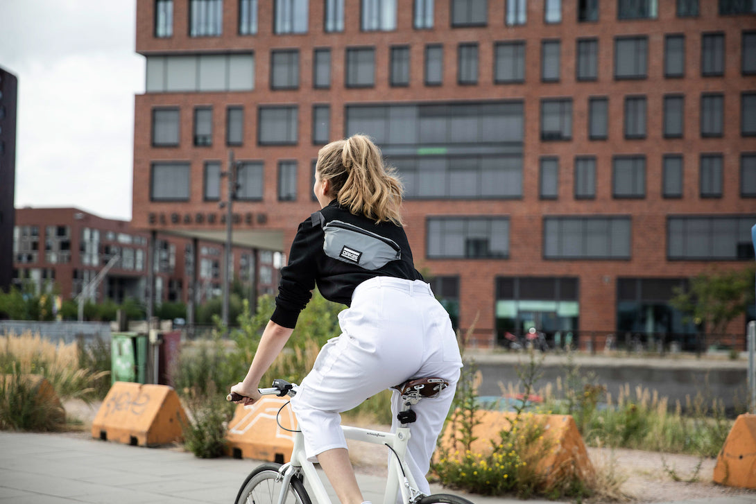 reflektierende Bauchtasche fürs Fahrradfahren | OAK25